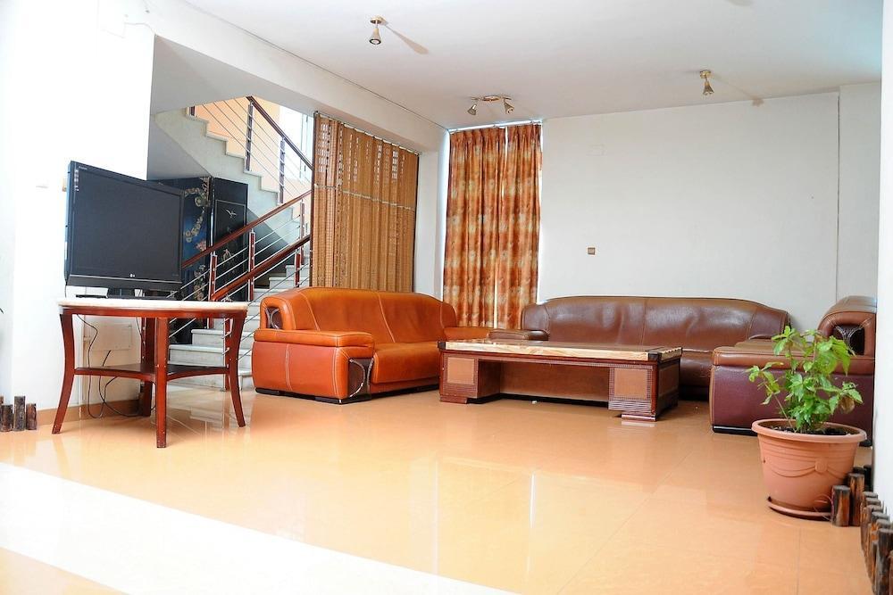 Dimitri Hotel Addis Ababa Exterior foto